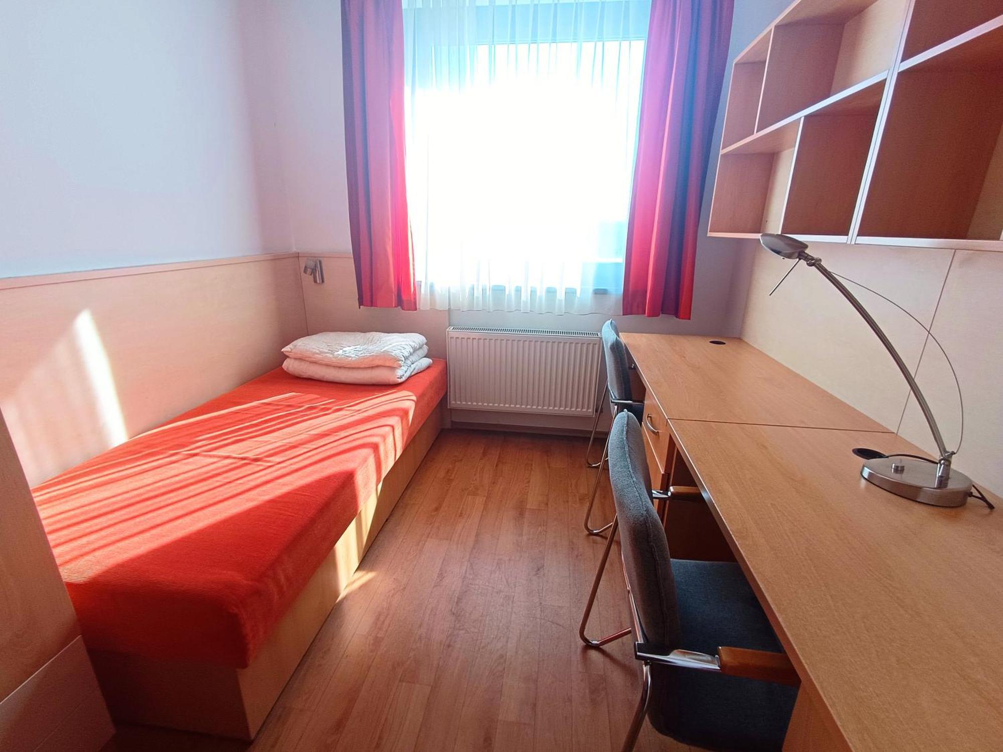 Famulus Kollégium Győr Extérieur photo